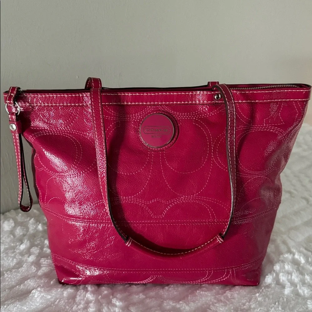 COACH Signature Berry Pink Patent Leather Tote Bag - Picture 7 of 16
